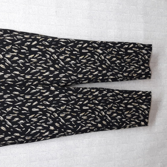 Chico's Fabulously Slimming Splatter Pattern Knit Ankle Pants - Picture 2 of 8